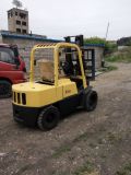 Вилочный погрузчик Sumitomo FD30 во Владивостоке (3 фотографии)